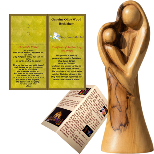 Escultura del Corazón de la Sagrada Familia en Madera de Olivo de Belén Tallada a Mano – por Artesanos Cristianos – con un Certificado de Autenticidad, Tarjeta de Oración y Folleto de Natividad - 5 Pulgadas
