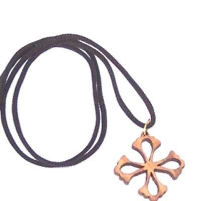 Cruz de flores - collar de madera de olivo, el collar mide 70 cm de largo - 28 pulgadas