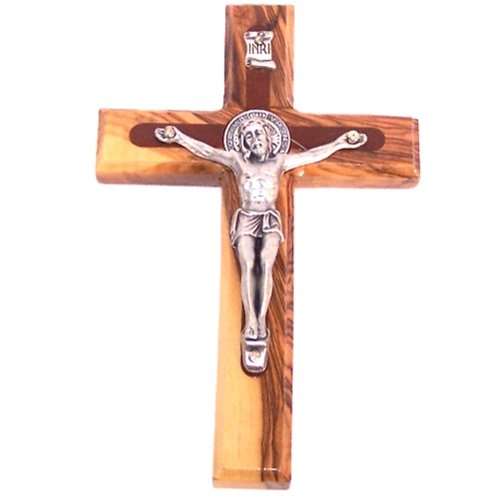 Crucifijo bicolor de San Benito de madera de olivo de Belén con corpus de primera calidad y medalla de San Benito por delante y por detrás