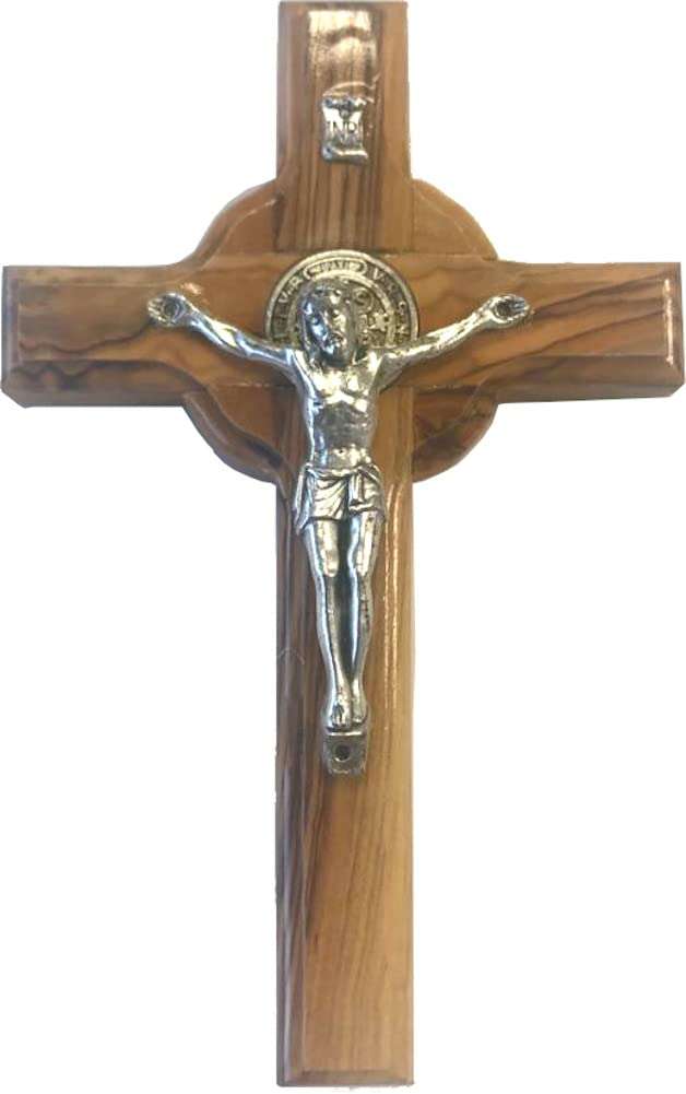 Front view, reddish olive wood, silver corpus with St. Benedict medal behind the head
