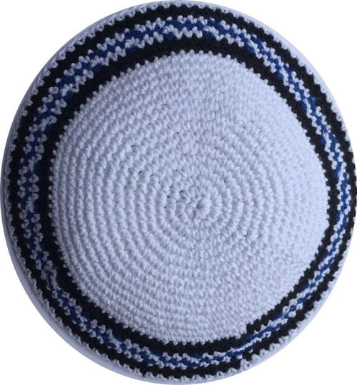 Kippah judía de algodón 100% tejido DMC con líneas blancas/negras y azul real de 17 cm del Mercado de Tierra Santa