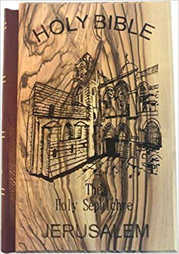 Biblia de Jerusalén, cubierta de madera de olivo tallada con la Iglesia del Santo Sepulcro (Inglés, 1094 páginas) [Encuadernación desconocida]