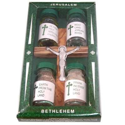 Set de cruz de madera de olivo con 4 botellas - Aceite de unción, agua del río Jordán, tierra santa e incienso