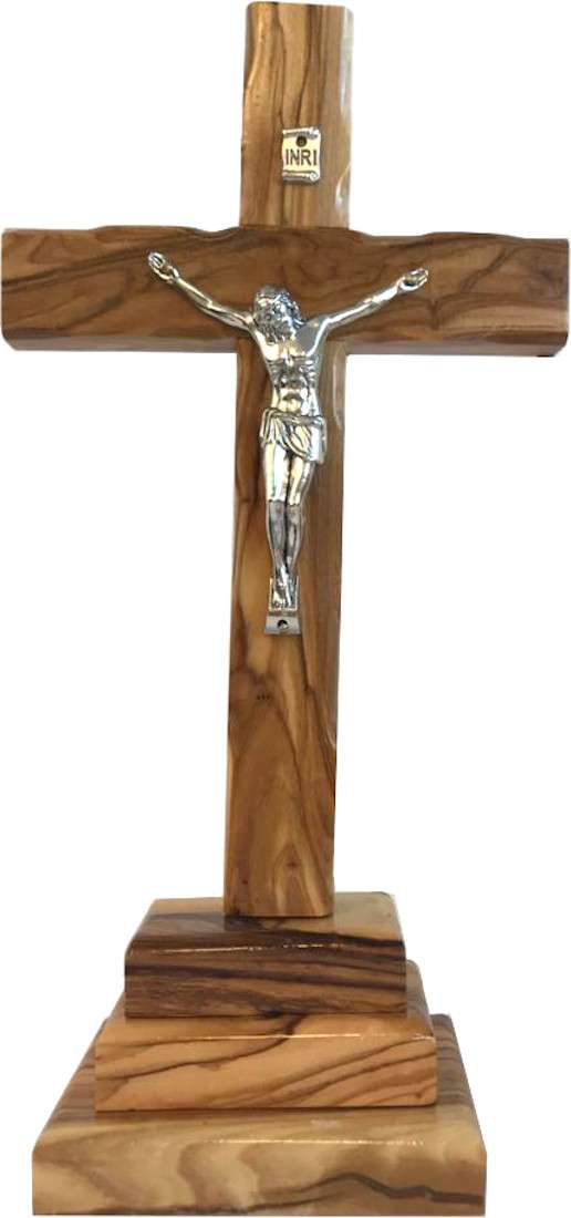 Cruz de madera de olivo de pie con crucifijo.