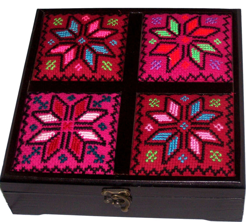 Caja de madera hecha a mano con tapa bordada - Extra grande (24 x 24 x 7.5 cm o 9.5 x 9.5 x 3 pulgadas)