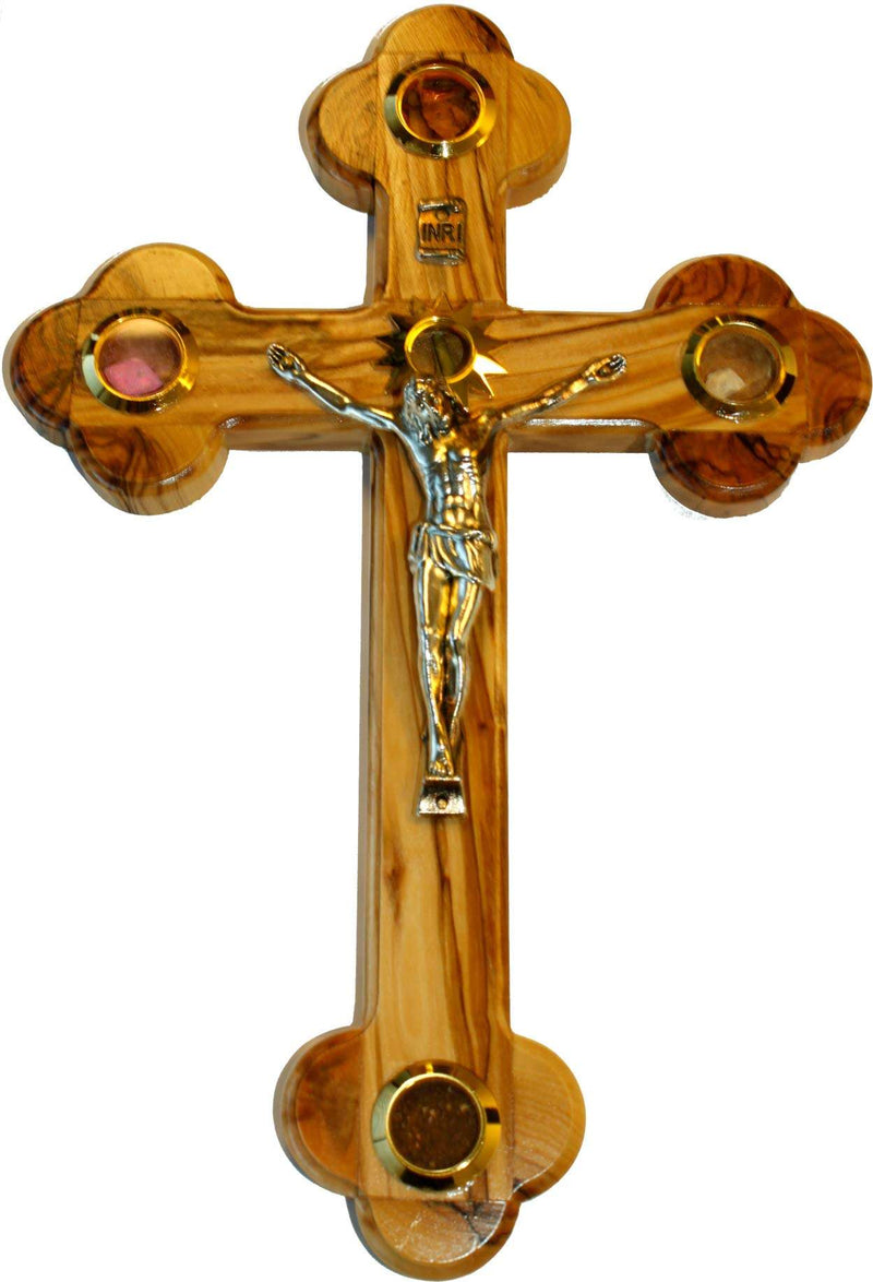 Crucifijo de madera de olivo con brotes con cinco esencias de la Tierra Santa (11 pulgadas)