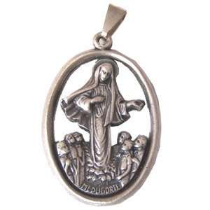 Medalla de Medugorie (Medjugorje) - Estaño (3.6x2.6cm-1.4x1")