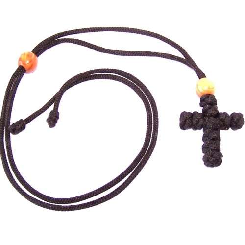 Collar de Cruz Anudada con cordón expandible controlado por cuentas de madera de olivo