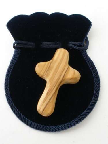 Cruz de bolsillo de madera de olivo con saquito de terciopelo